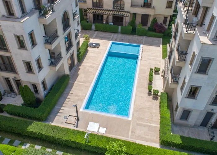 апарткомплекс амара студио 13 Apartment *